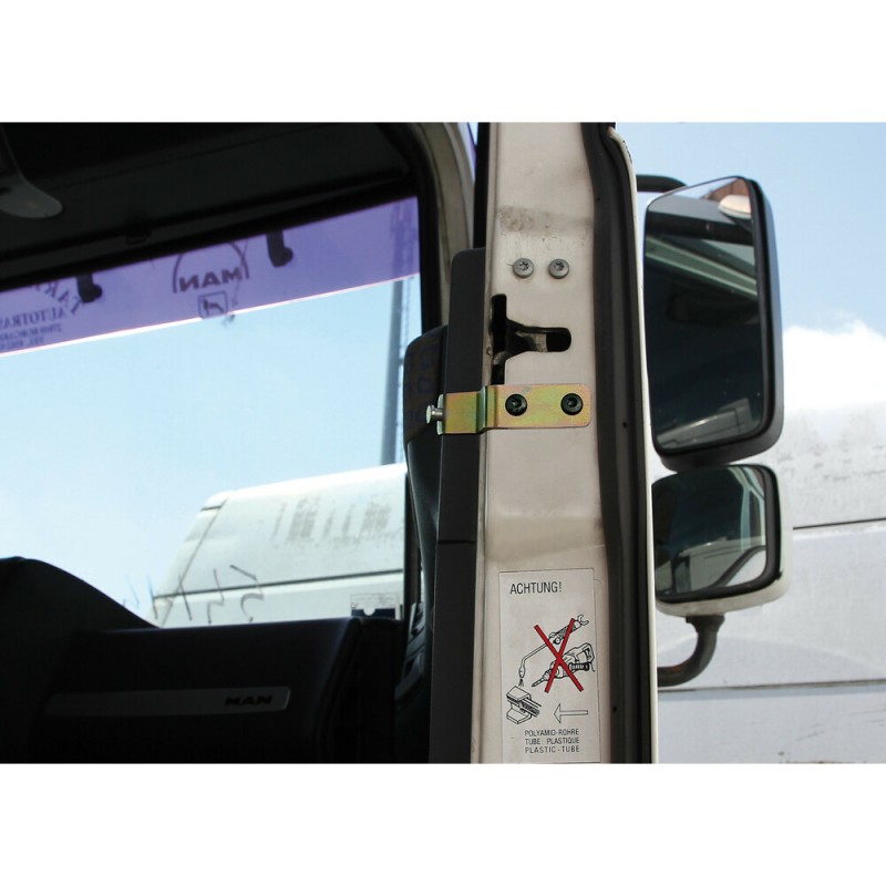 CIERRE CABINA MAN TGA/TGX/TGS
